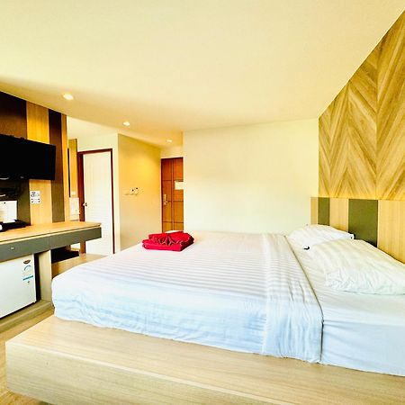Room Actually Karon Exterior foto