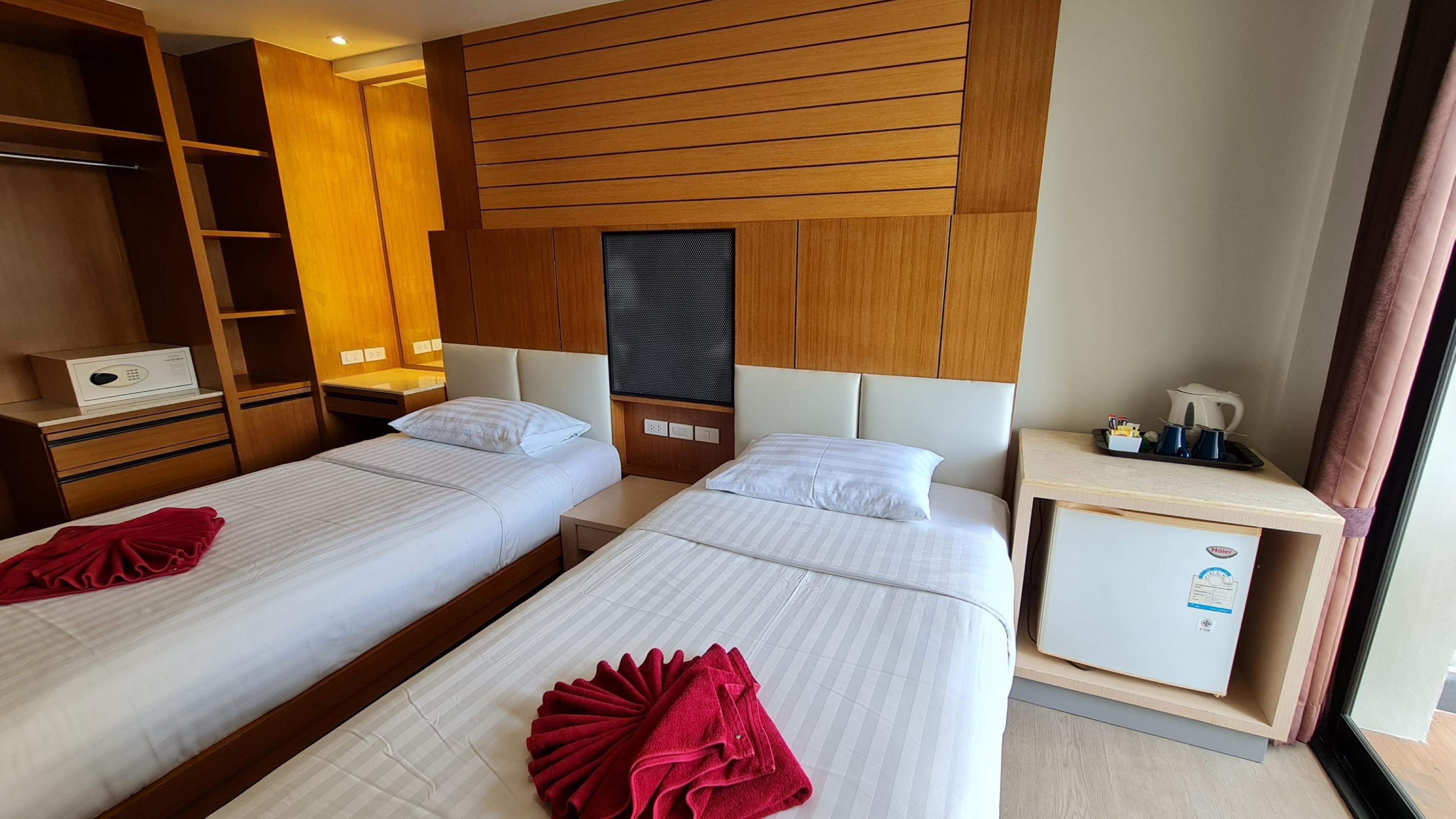 Room Actually Karon Exterior foto